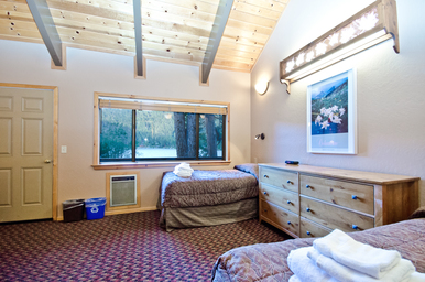 super pine bedroom